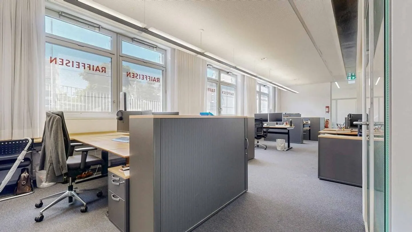 Espace de bureau spacieux à Dübendorf - Photo 12 sur 12