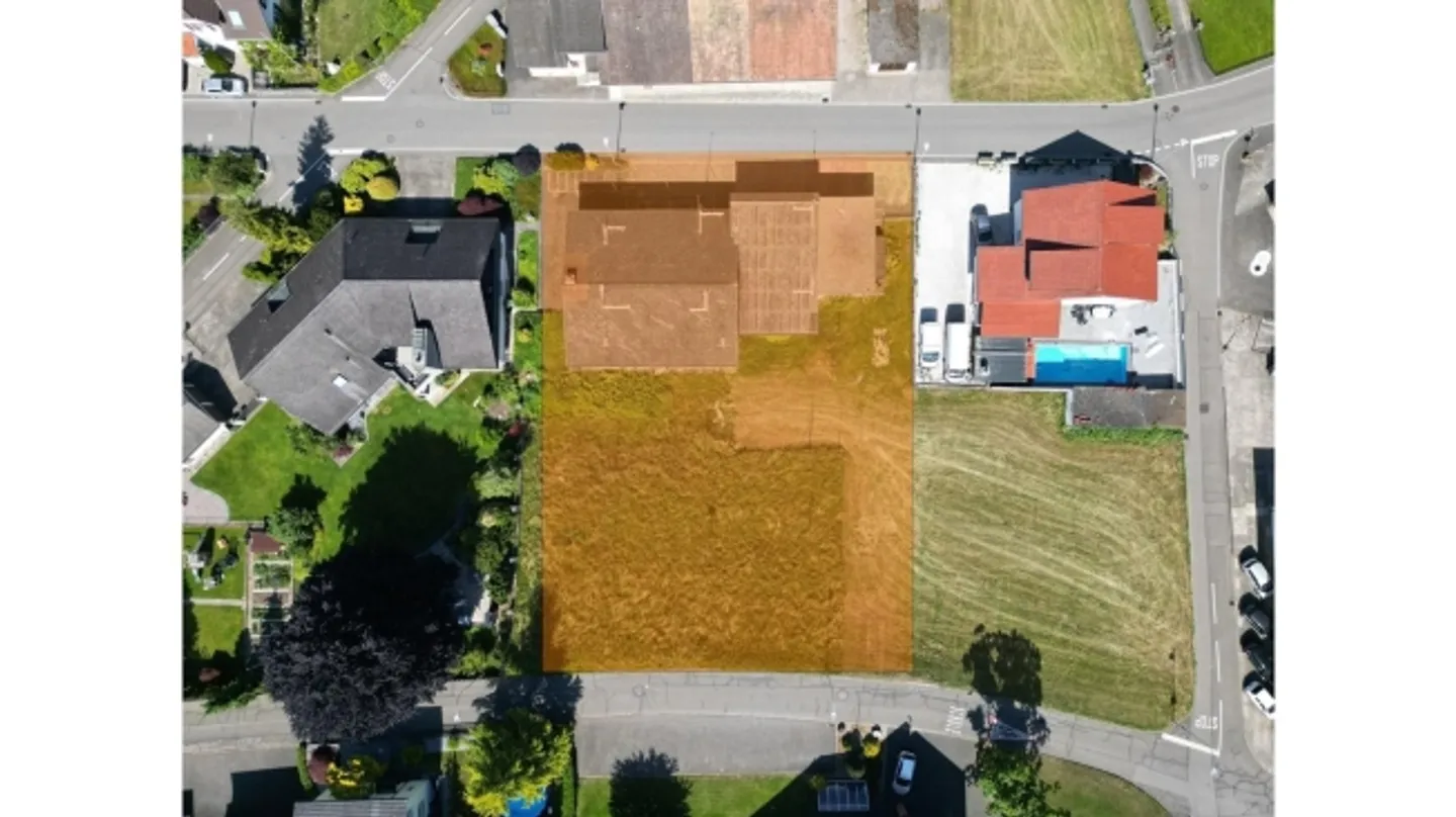 Penthouse luxueux de 4,5 pièces à vendre dans un emplacement ensoleillé à Böttstein - Photo 7 sur 12