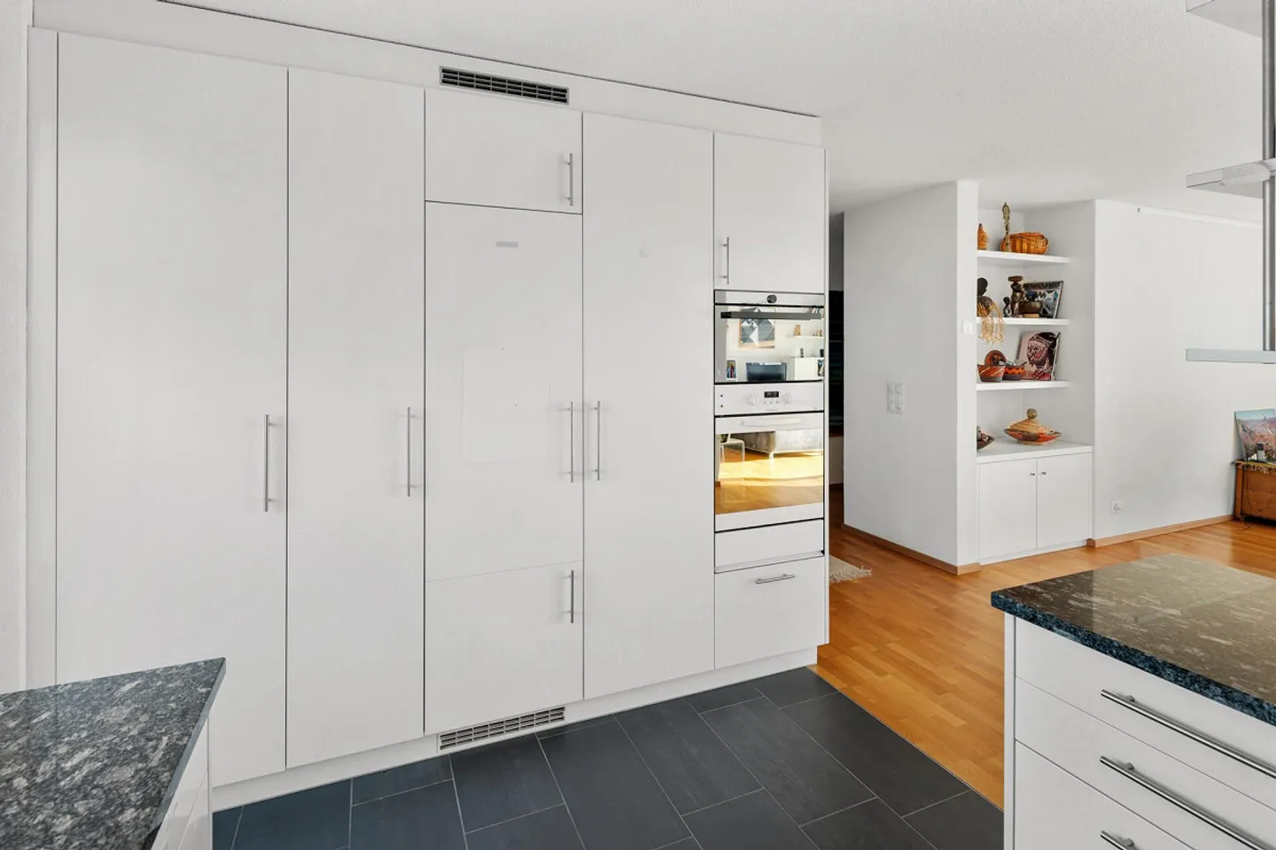 Appartement en attique avec vue sur le lac et les montagnes - Photo 7 sur 23