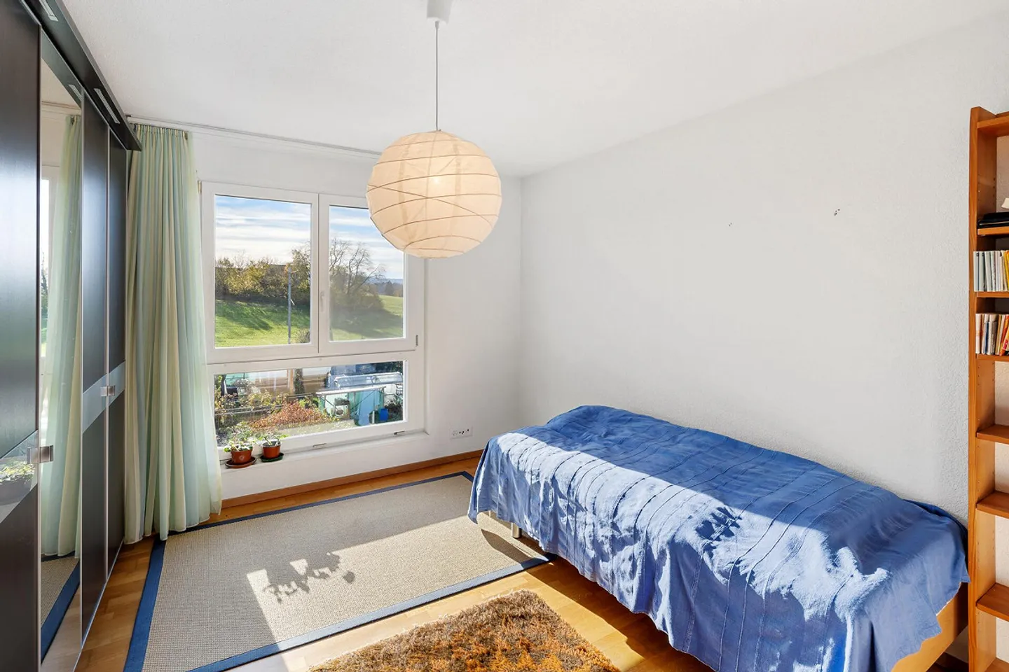 Appartement en attique avec vue sur le lac et les montagnes - Photo 10 sur 23