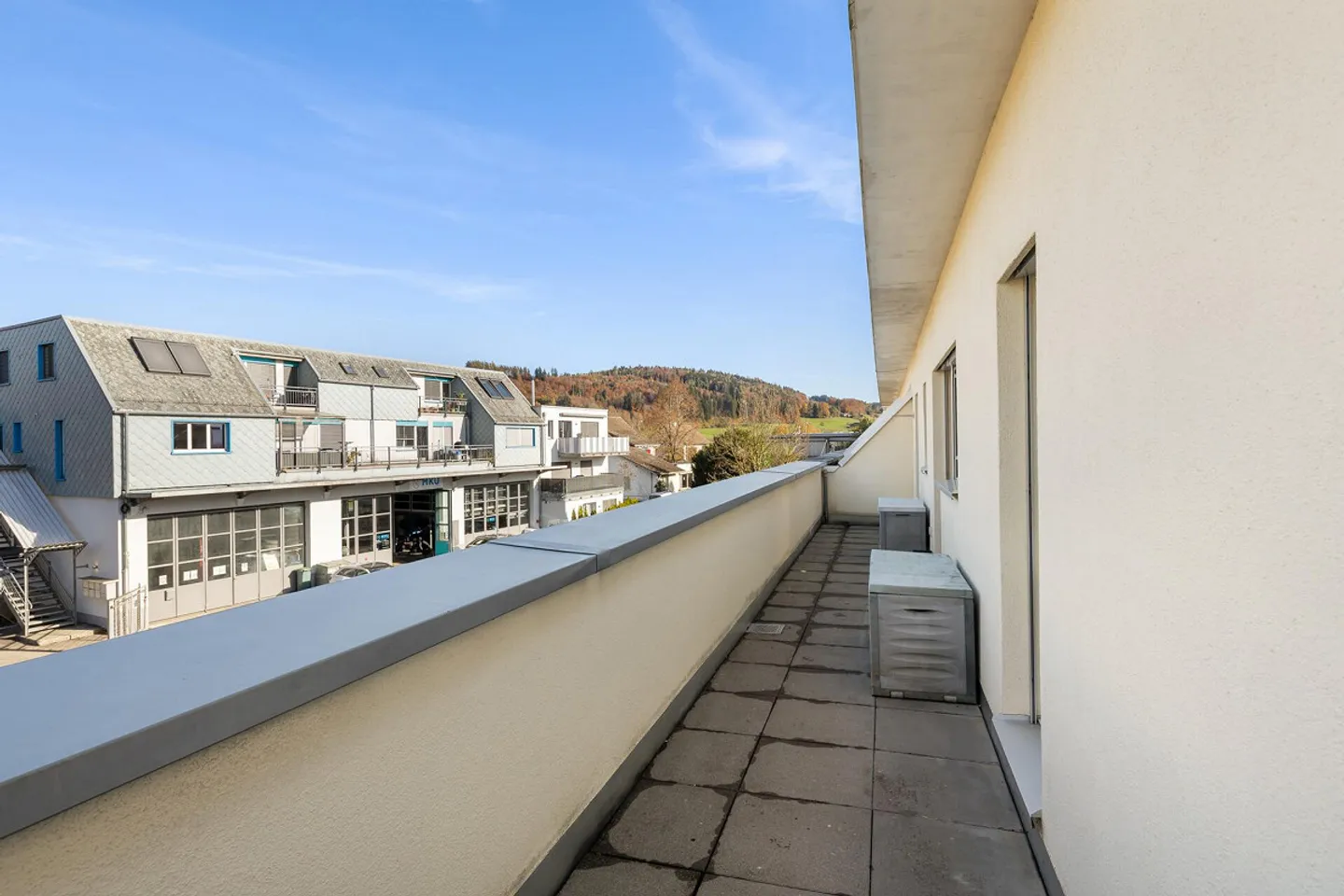 Appartement en attique avec vue sur le lac et les montagnes - Photo 17 sur 23