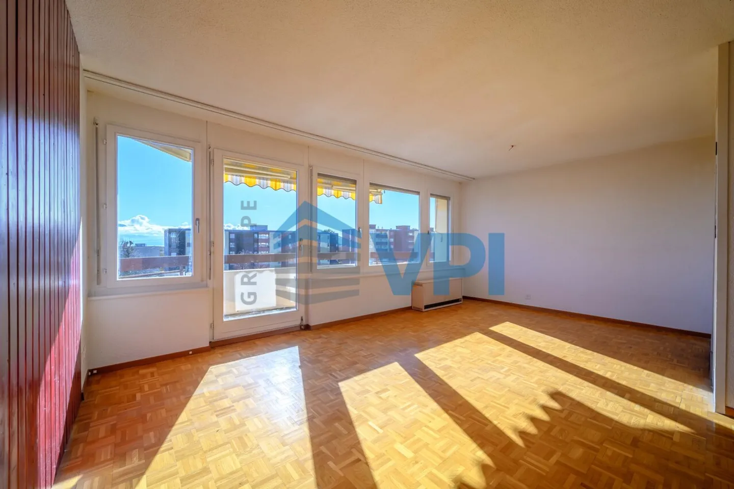 4.5-room apartment near Morges - Photo 2 of 9