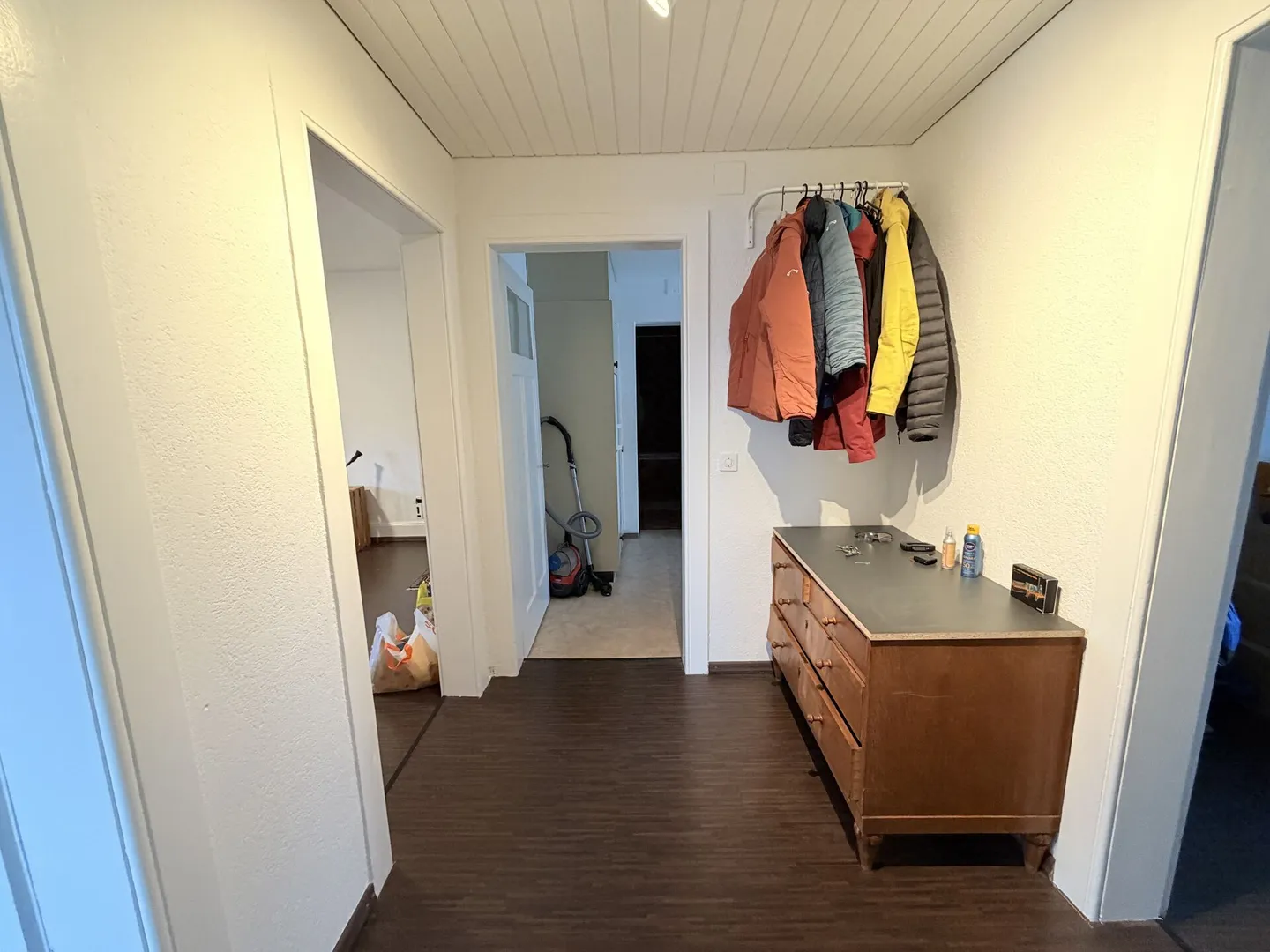 Bright 3-room attic apartment in the heart of Thun - Photo 7 of 7