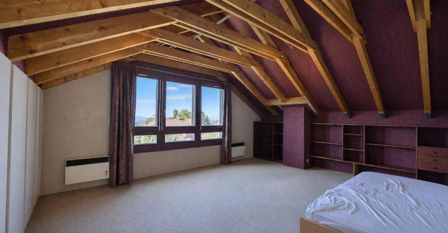 Charmantes 6,5-Zimmer-Reihenhaus zur Renovierung - Foto 10 von 13
