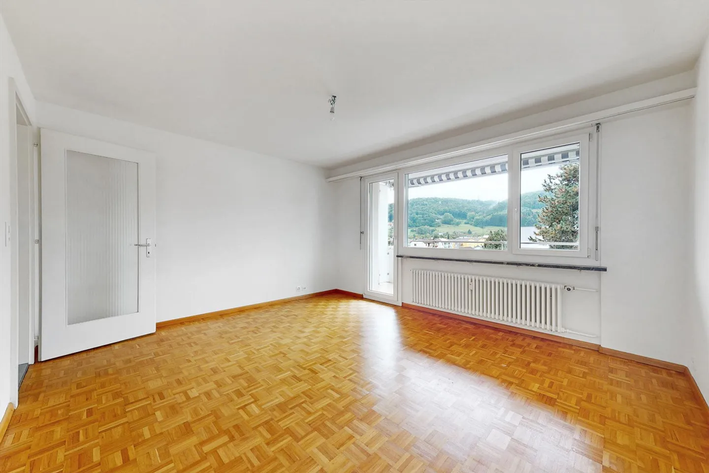 Erste eigene Wohnung - Foto 3 von 6