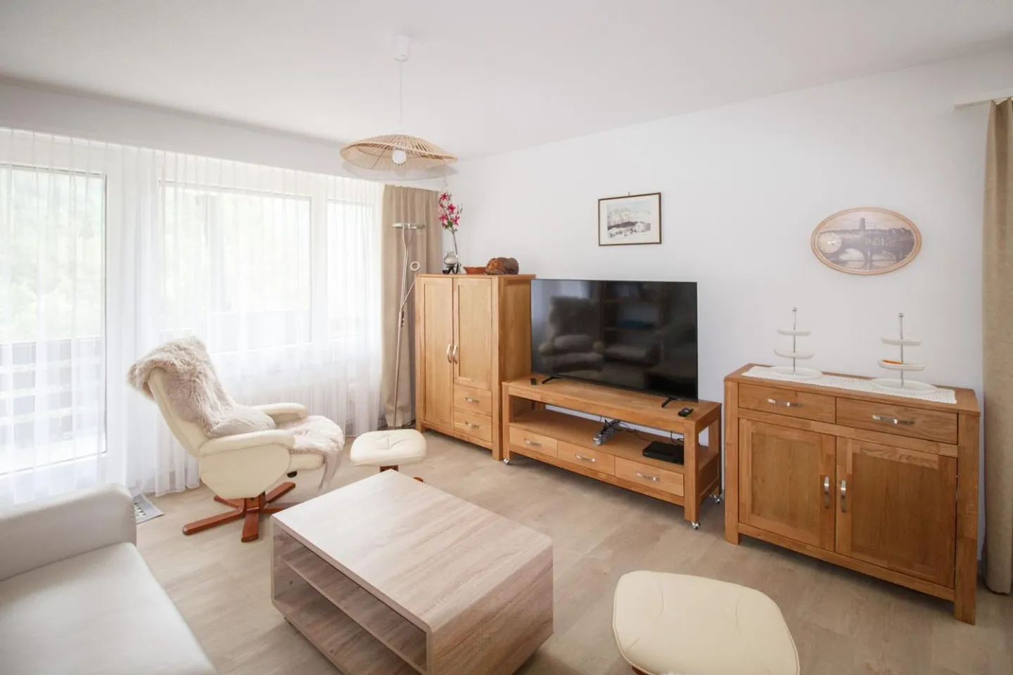 Renovated Apartment with Large Balcony - Photo 2 of 10