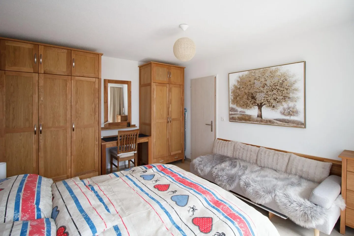 Renovated Apartment with Large Balcony - Photo 6 of 10