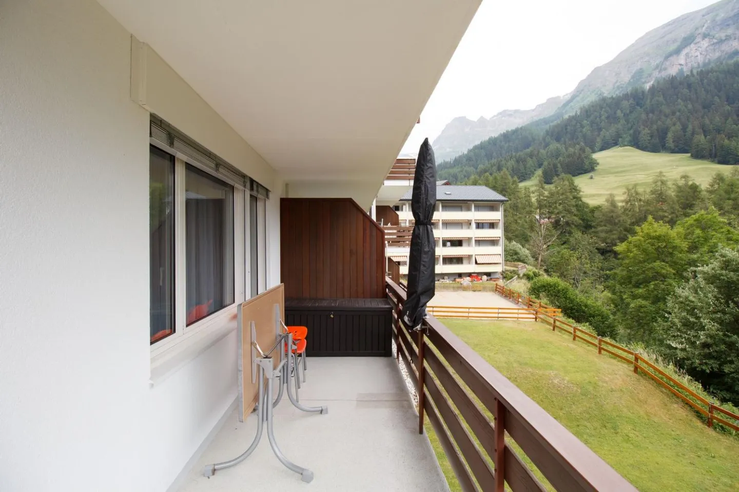Renovated Apartment with Large Balcony - Photo 9 of 10