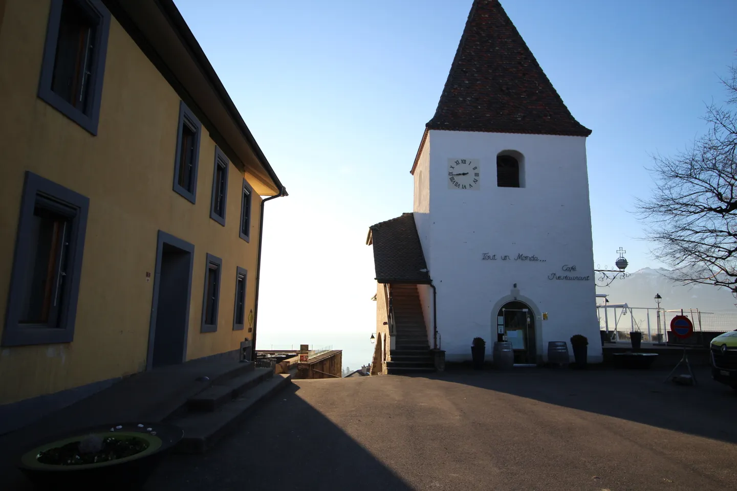 Terrain avec vue sur le lac à Grandvaux - Photo 2 sur 4