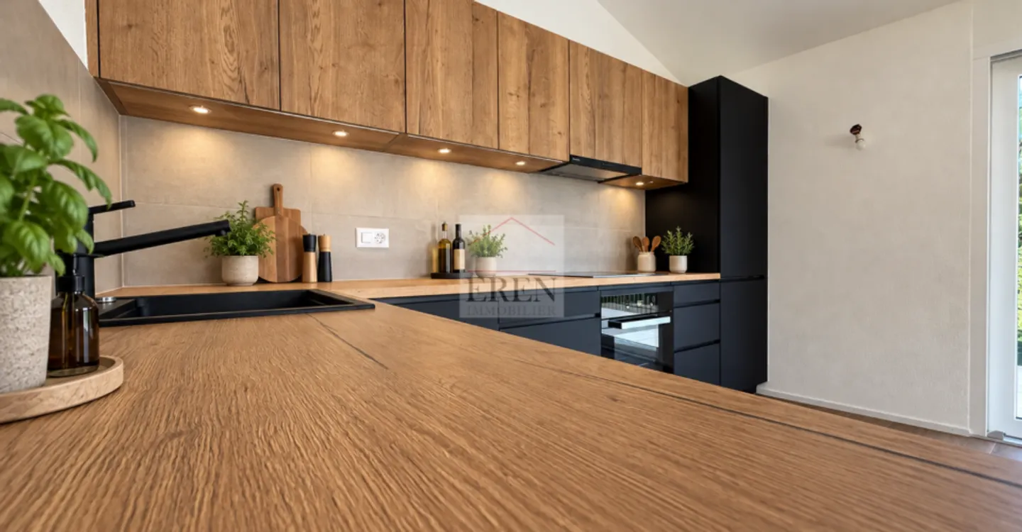 Wunderschöne 3,5-Zimmer-Penthouse zur Miete in Savièse - Foto 2 von 11