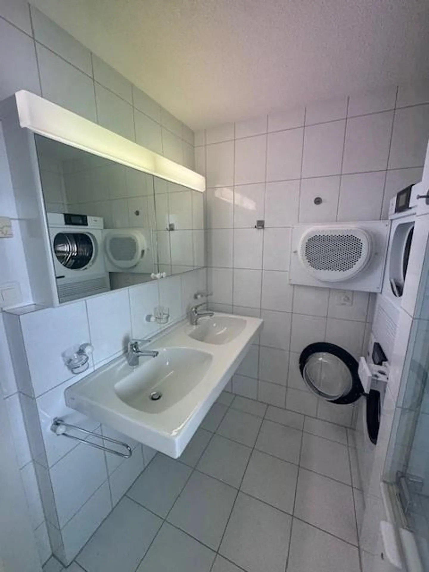 Appartamento luminoso e spazioso di 3,5 locali a Oberägeri - Foto 6 di 8