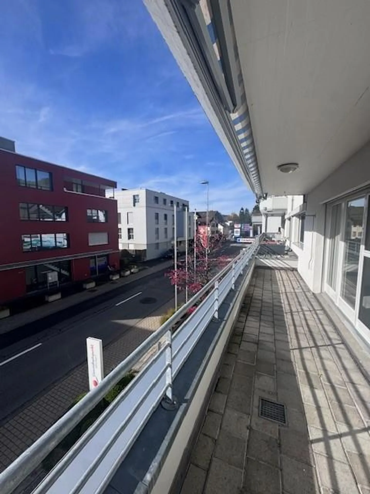 Appartamento luminoso e spazioso di 3,5 locali a Oberägeri - Foto 2 di 8