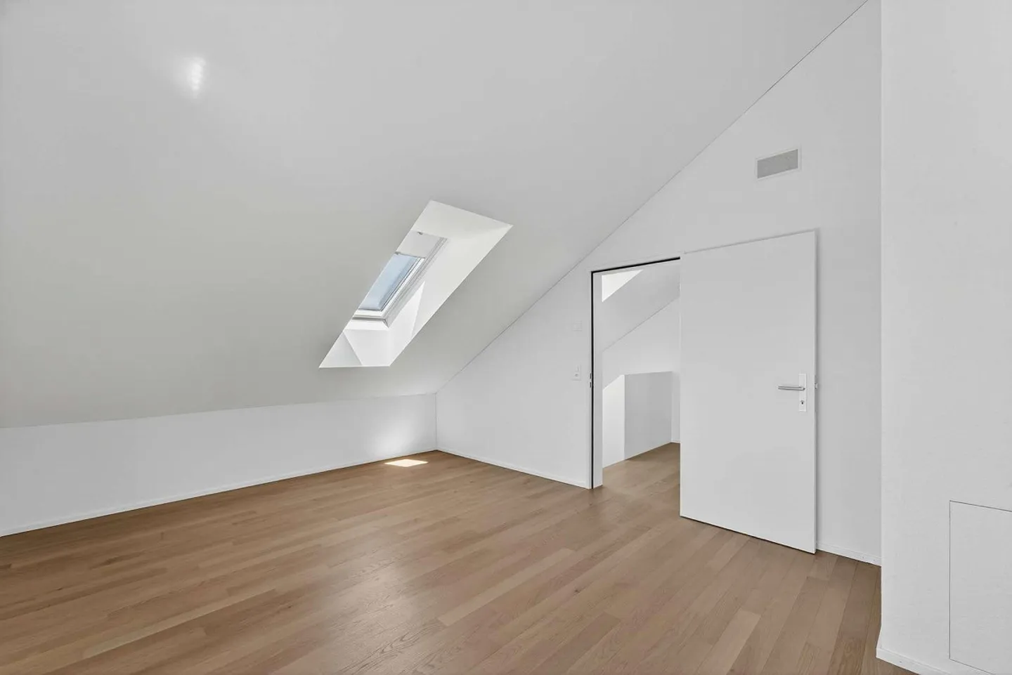 Un gioiello residenziale con vista - maisonette elegante con 2 terrazze - Foto 7 di 21