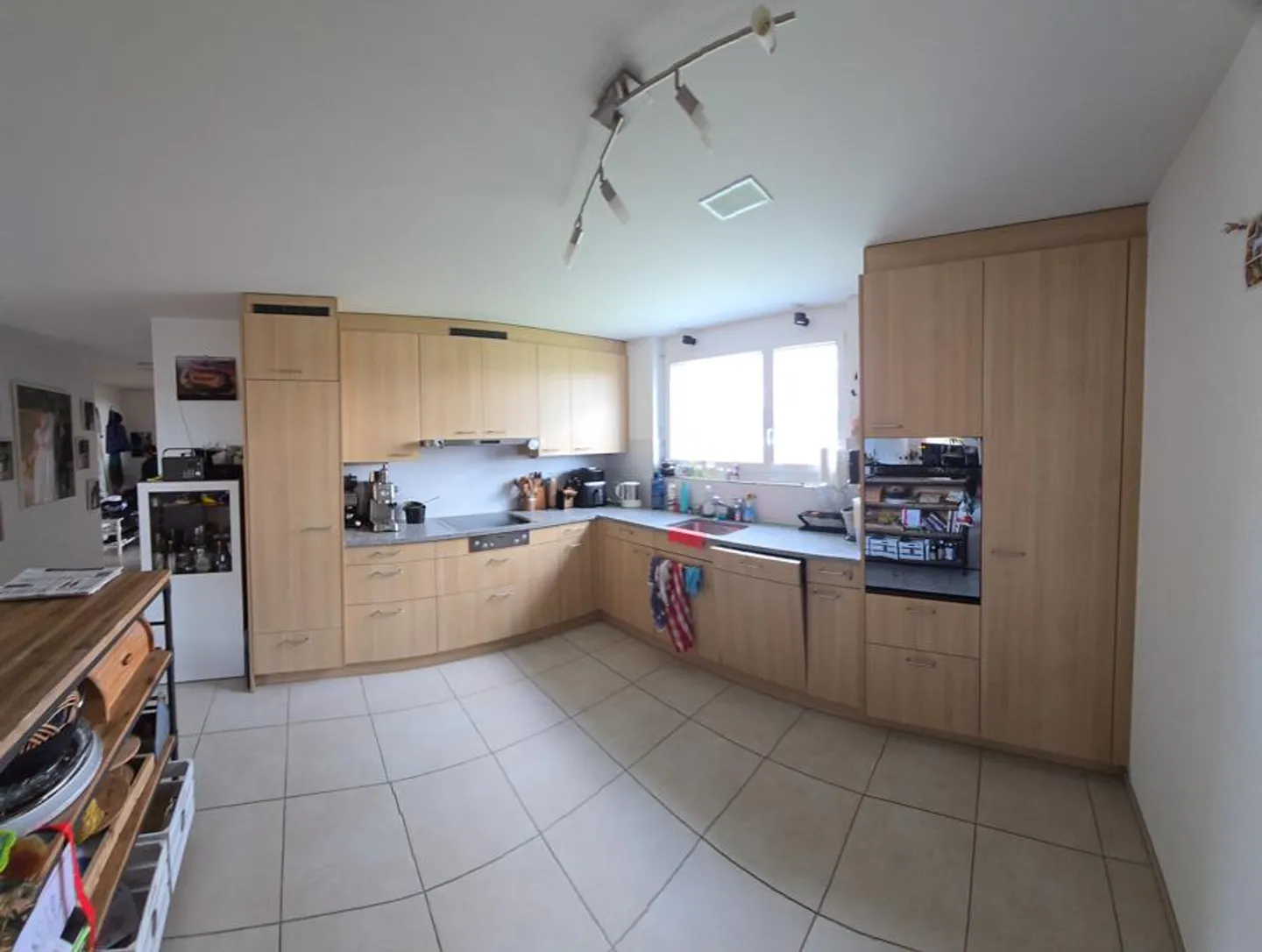 Cercasi nuovo inquilino: Appartamento luminoso e moderno di 4,5 stanze a Fehraltorf - Foto 18 di 19