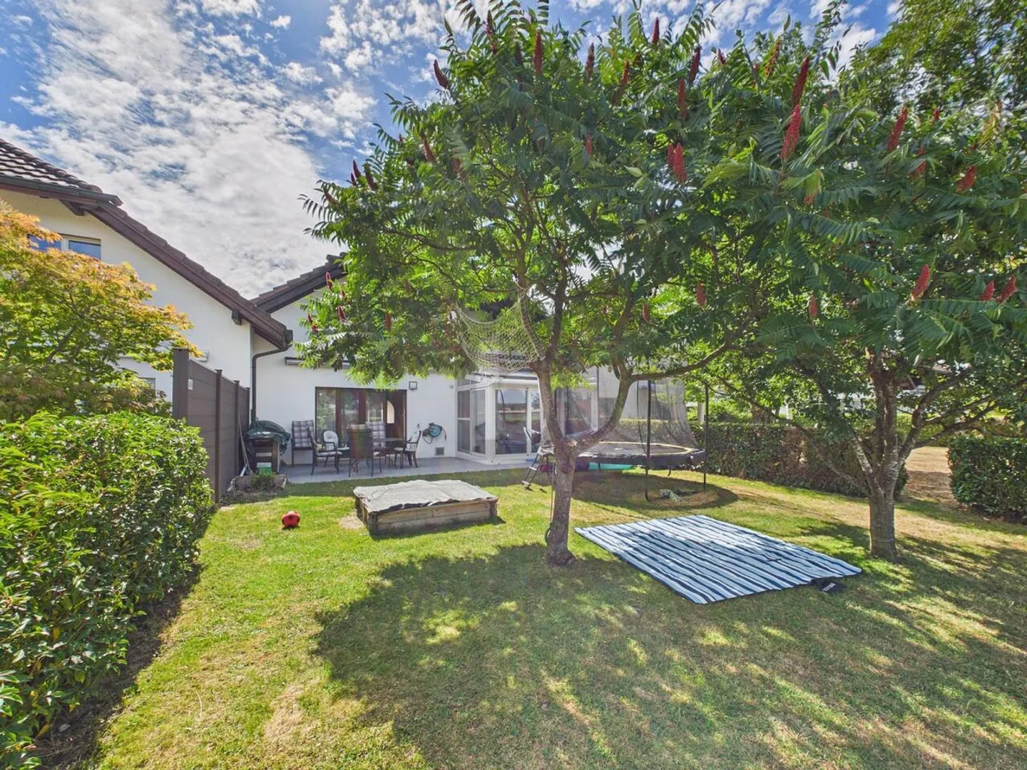 Einfamilienhaus mit Seeblick - Foto 1 von 5
