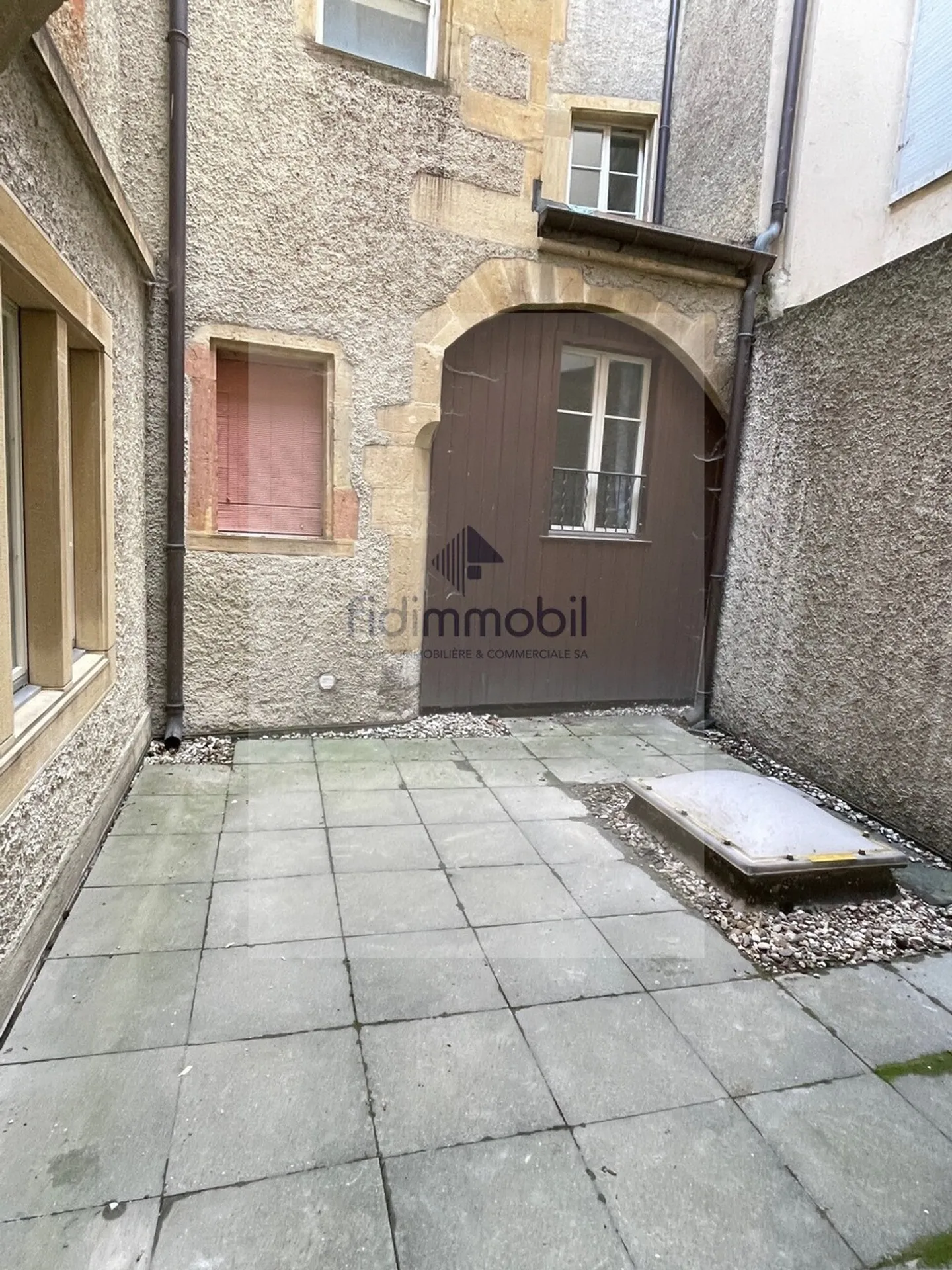 Appartement entièrement rénové au centre-ville  - Photo 6 sur 6