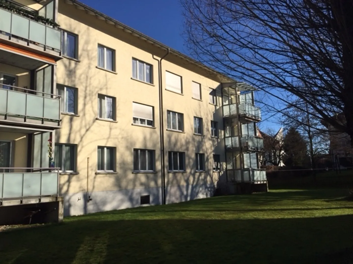 Appartamento di 4,5 stanze situato in posizione tranquilla - Foto 1 di 5