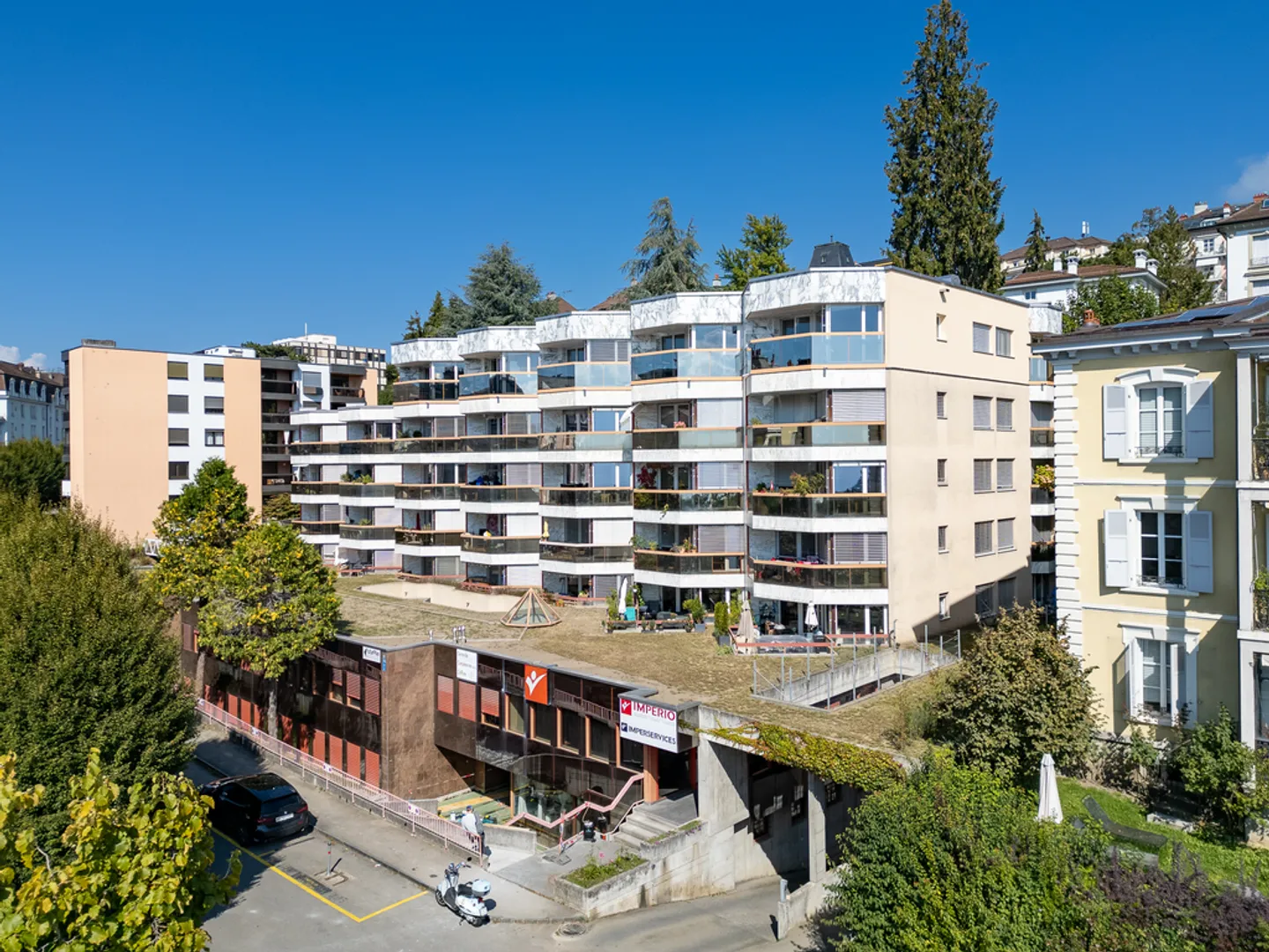 Outdoor motorcycle parking space - Photo 1 of 1