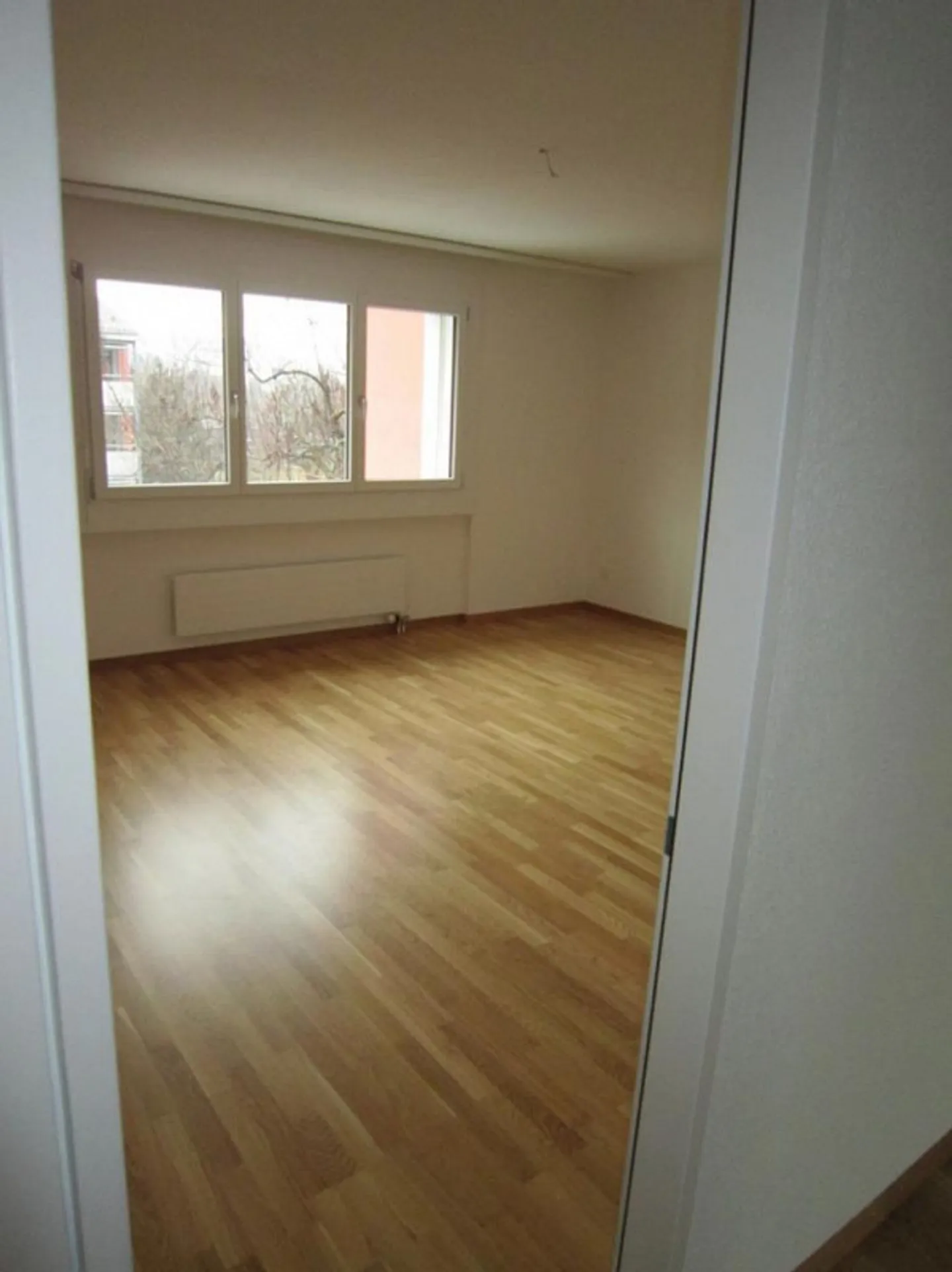 Appartement calme de 5,5 pièces, zone résidentielle rurale près de Berne - Photo 6 sur 8