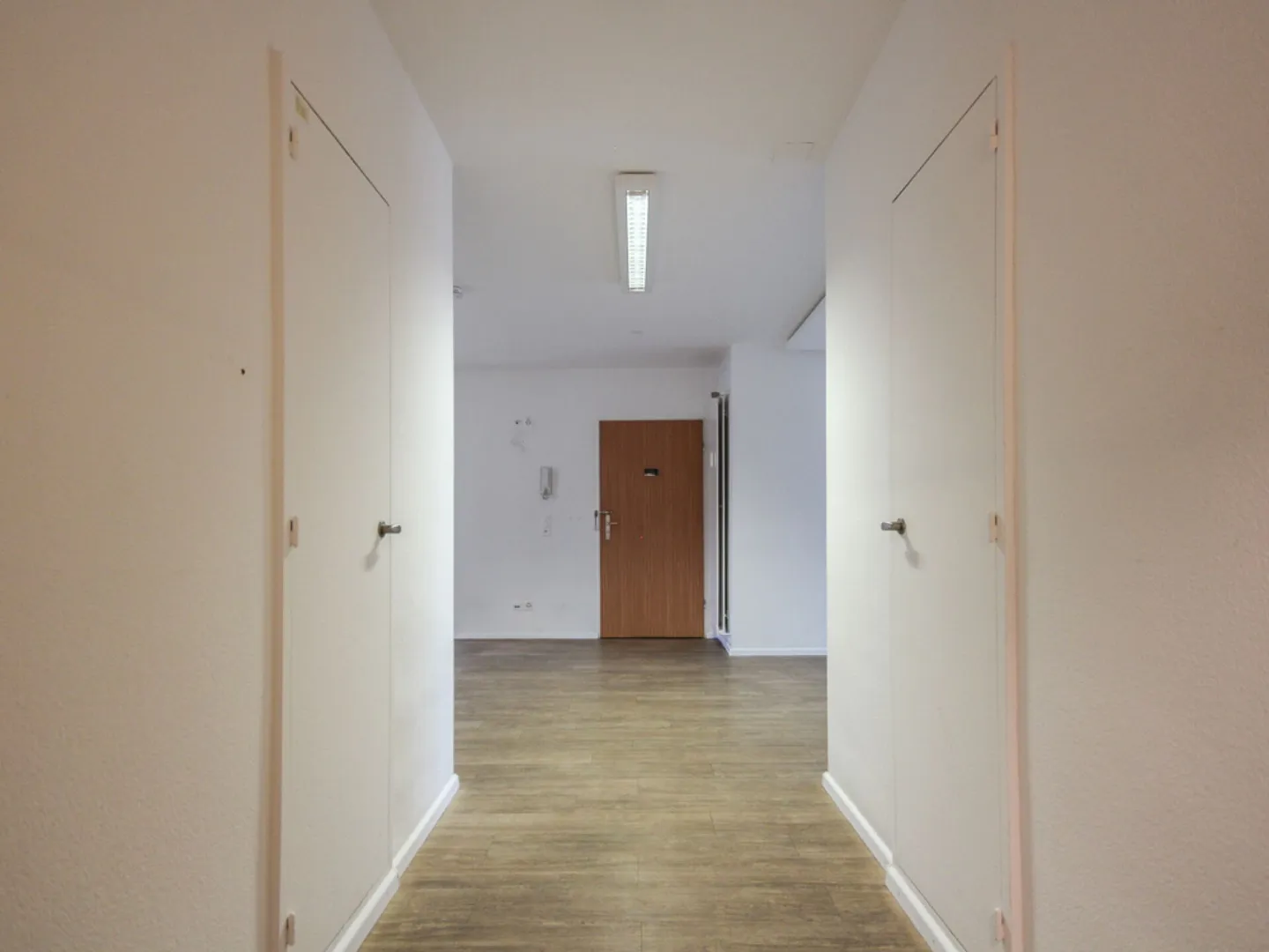 Büro- oder Praxisräumlichkeiten in Binningen - Foto 4 von 26
