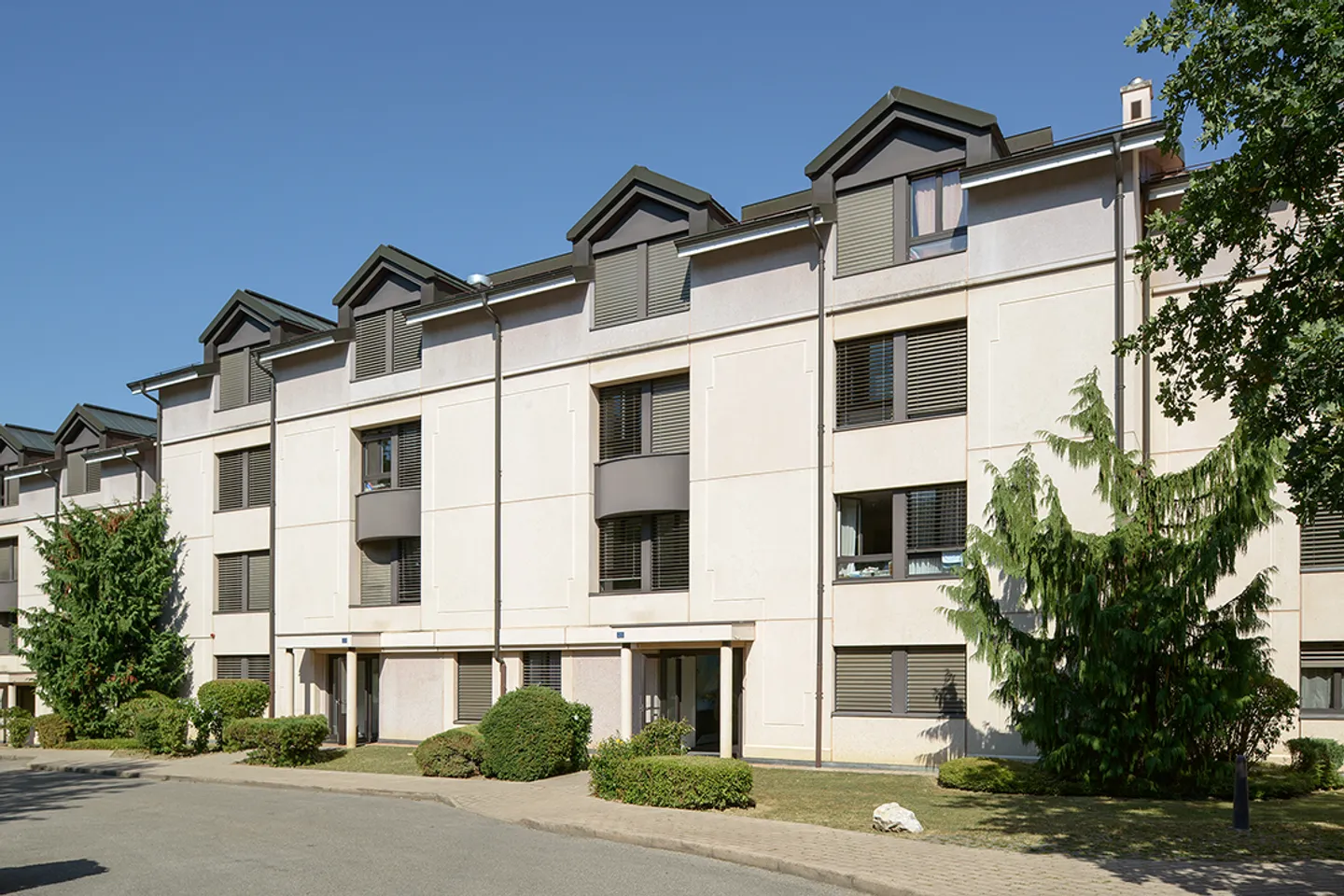 Underground place 1 room - Photo 1 of 5