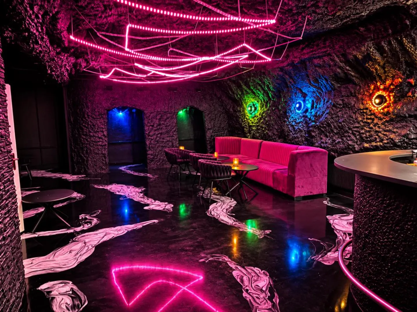 Einzigartige Bar und Lounge zu Vermieten - Foto 3 von 5