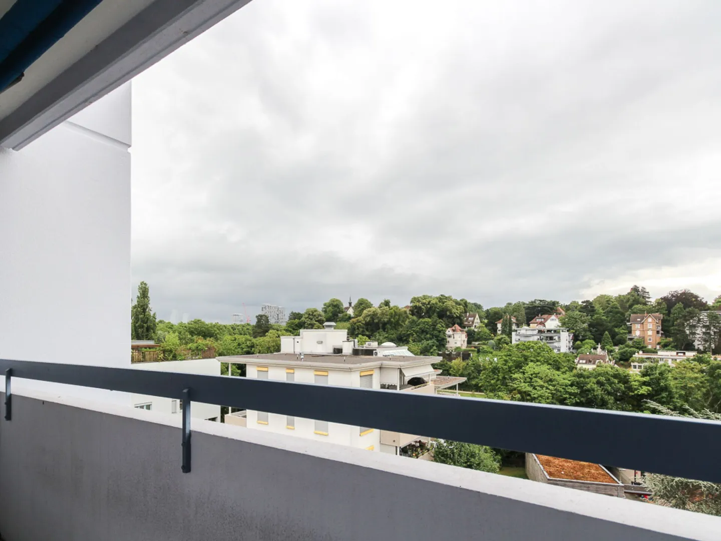 Büro- oder Praxisräumlichkeiten in Binningen - Foto 18 von 26