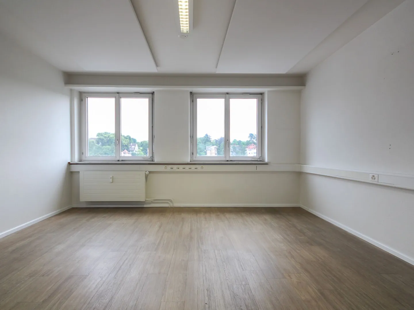 Büro- oder Praxisräumlichkeiten in Binningen - Foto 20 von 26