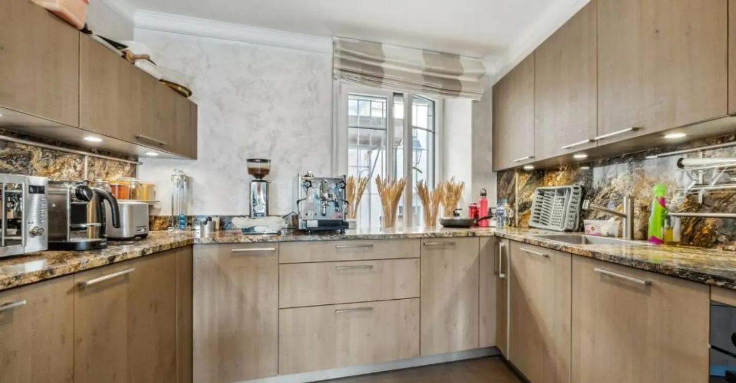 Nur wenige Schritte vom See entfernt! Luxuriöse Wohnung mit Blick im Herzen von Montreux - Foto 5 von 8
