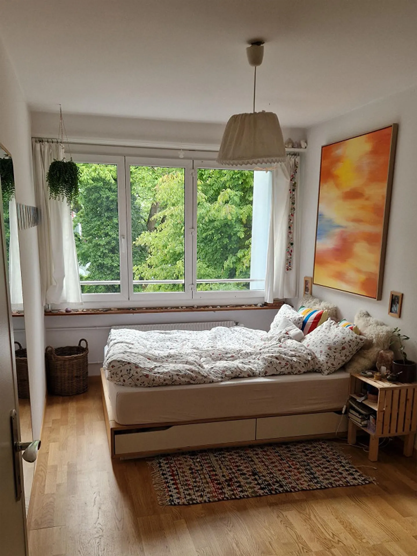 Room for Subletting - Limited Time - Photo 1 of 3