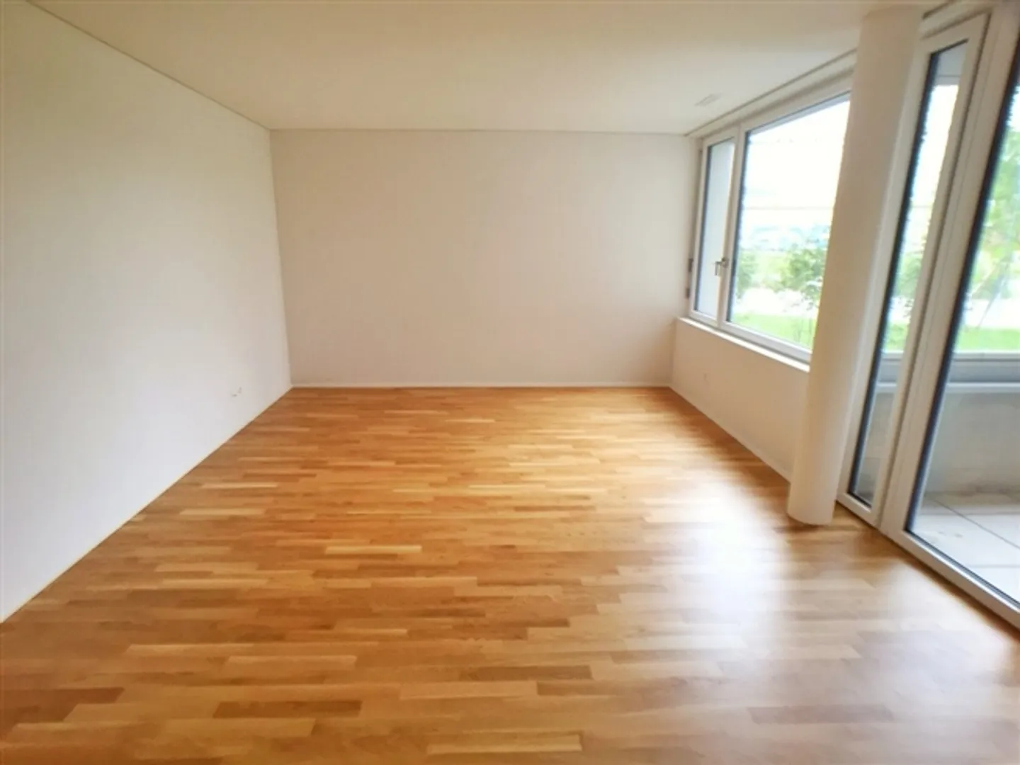 Modern apartment on the ground floor - Photo 4 of 10