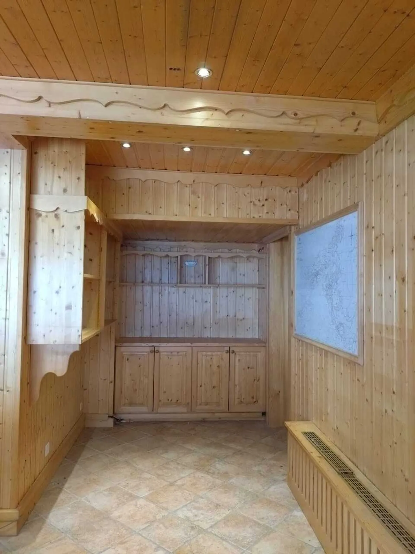 Gewerbefläche mit Schaufenster - Foto 3 von 6