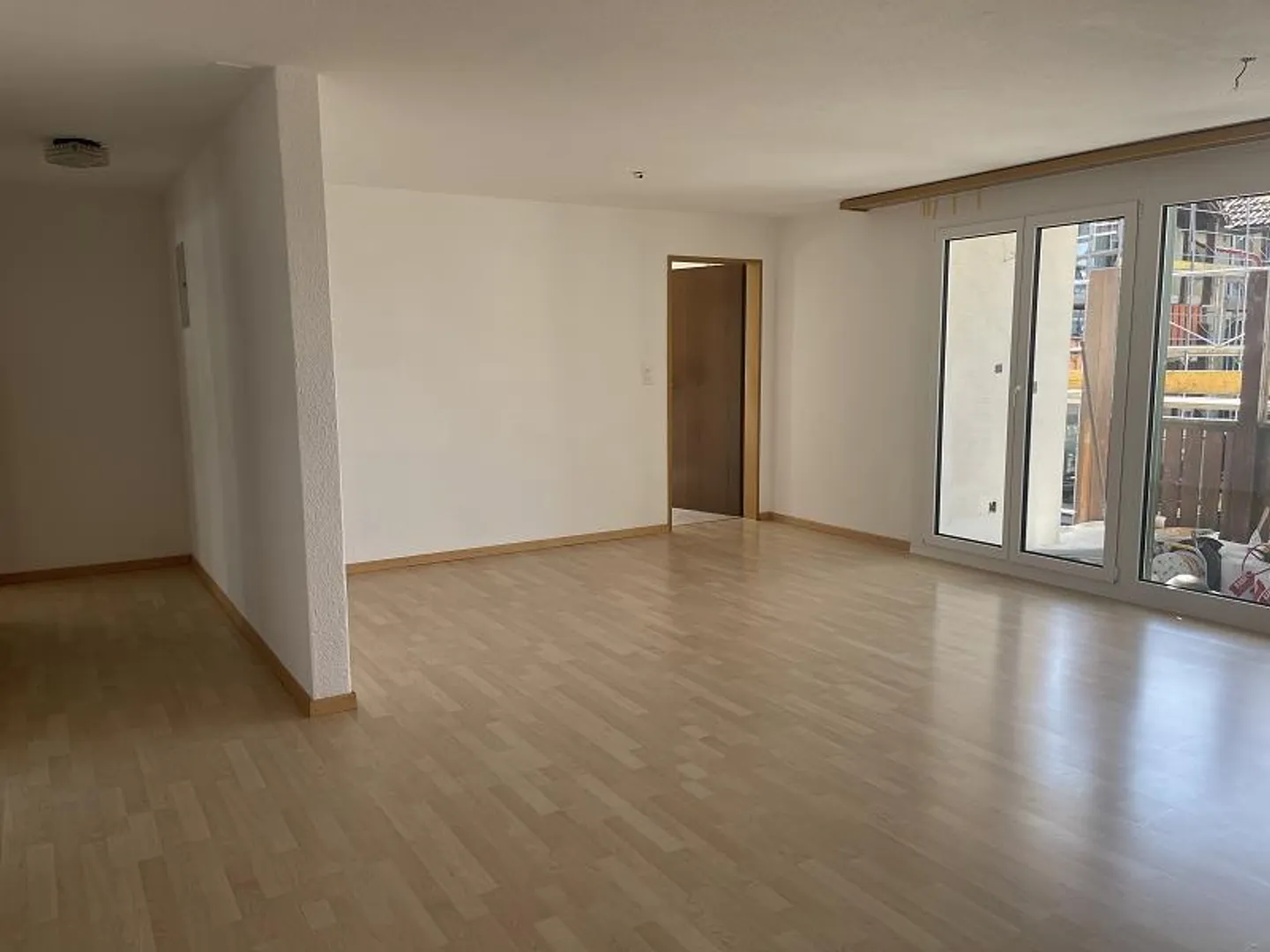 Sunny 3.5-room apartment with a feel-good character - Photo 3 of 9