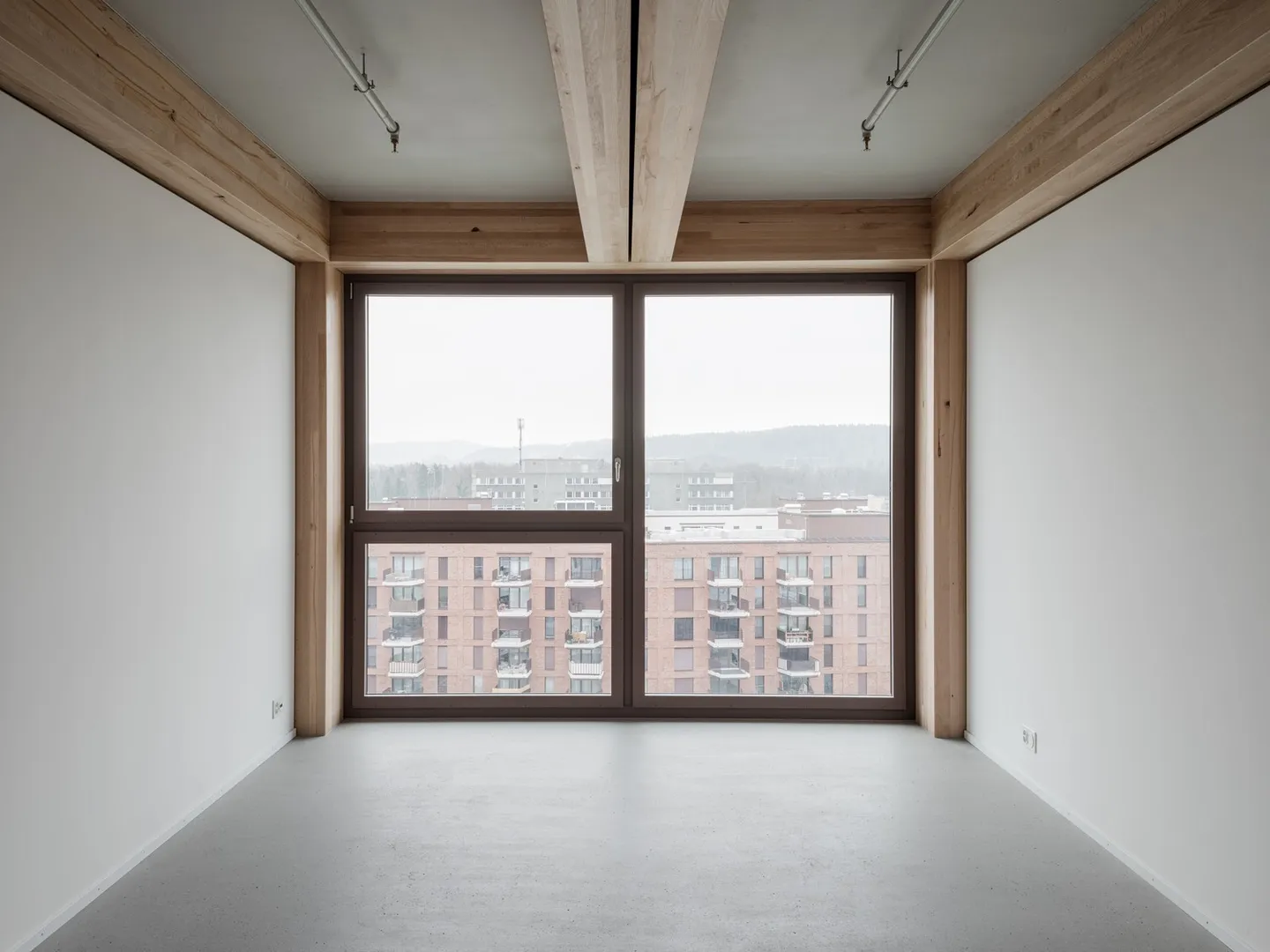 AFFITTARE SENZA CAUZIONE - Vivere con Vista al 17° Piano - Foto 8 di 11