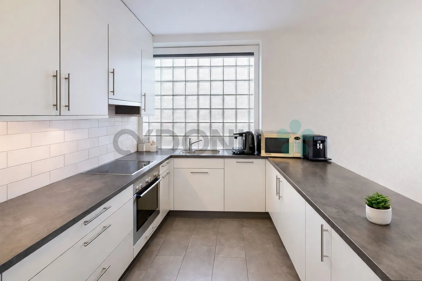 Sublimes Durchgangs-Dachgeschoss mit 5 Zimmern und Terrasse - Foto 5 von 10