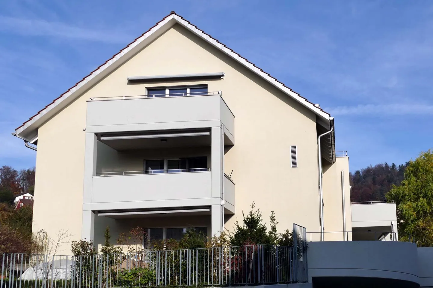 Appartamento moderno di 3,5 locali all'ultimo piano - Foto 1 di 12