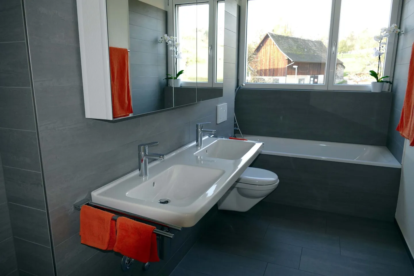 Appartamento moderno di 3,5 locali all'ultimo piano - Foto 2 di 12