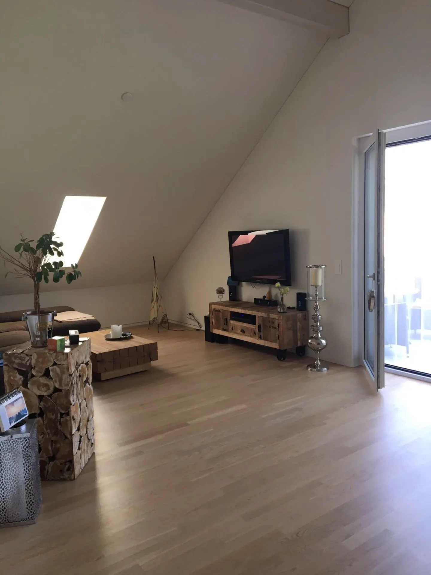 Appartamento moderno di 3,5 locali all'ultimo piano - Foto 6 di 12