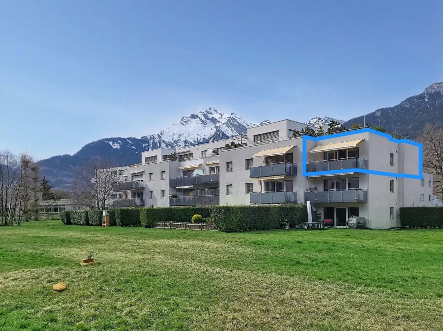 Sion/Pont-de-la-Morge, beautiful 4.5-room apartment with 104 m2, balcony and 2 parking spaces - Photo 1 of 21