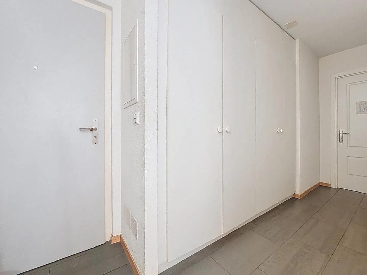 Sion/Pont-de-la-Morge, beautiful 4.5-room apartment with 104 m2, balcony and 2 parking spaces - Photo 13 of 21