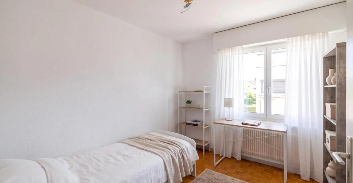 Appartement 4.5 pièces central - Photo 5 sur 9