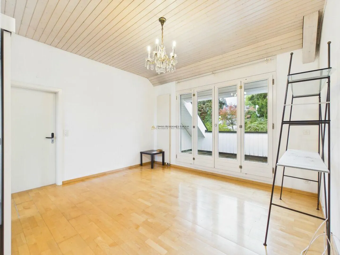 Exklusives 6.5-Zimmer-Einfamilienhaus mit grosszügigem Garten - Photo 17 sur 17