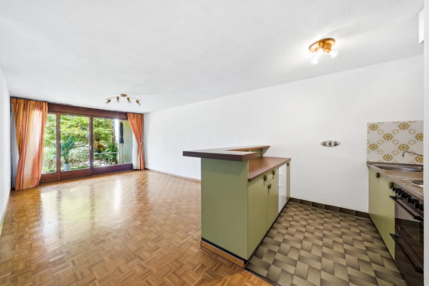 Two and a half room apartment with terrace in St-Cergue - Photo 2 of 3