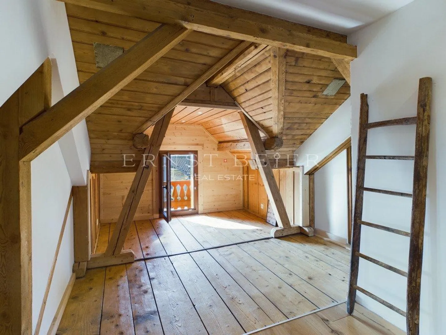 Schönes, vollständig renoviertes Herrenhaus - 2 Wohnungen - Foto 11 von 13