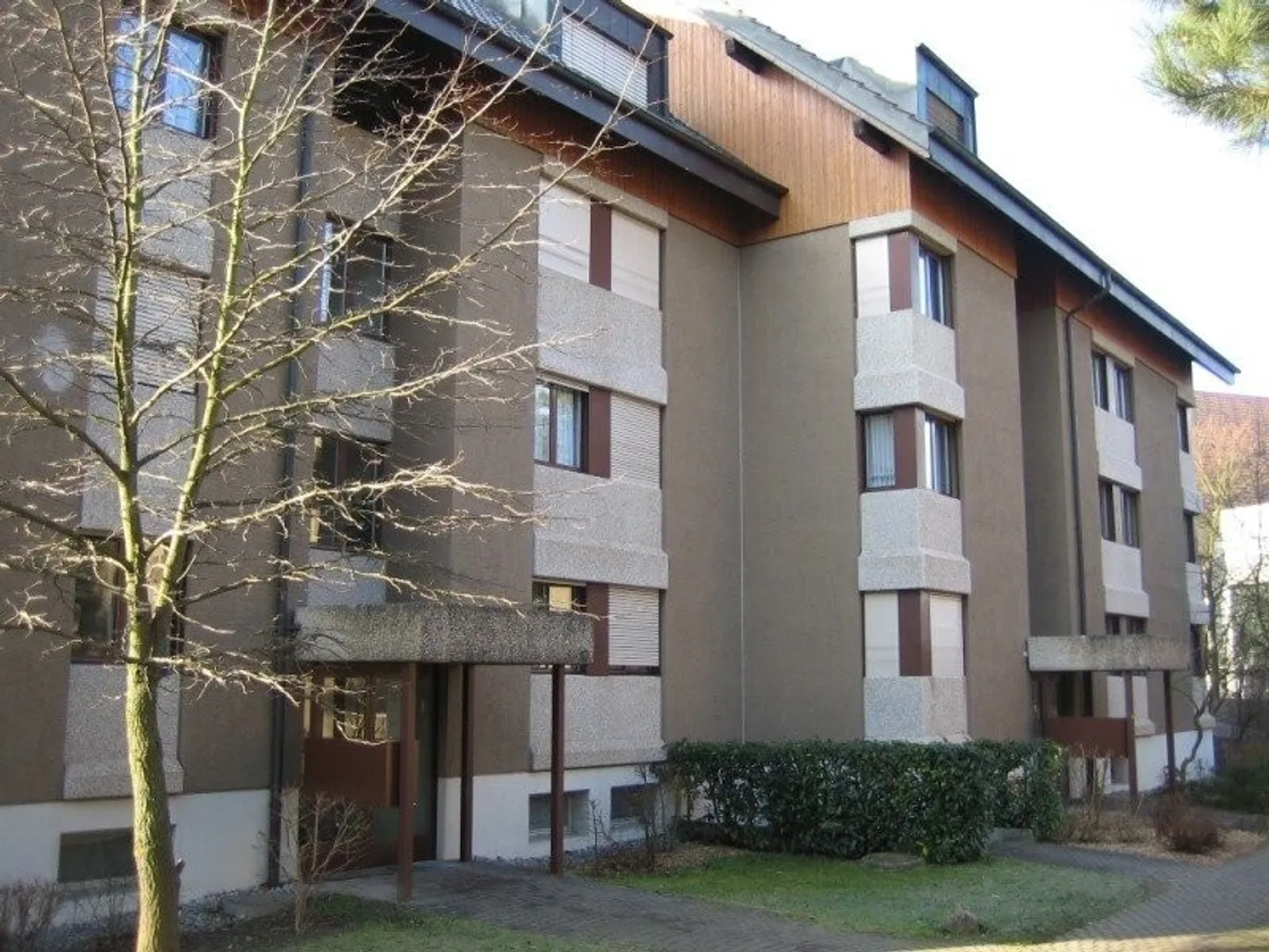 Modernes 3.5-Zimmer-Apartment - Foto 1 von 6