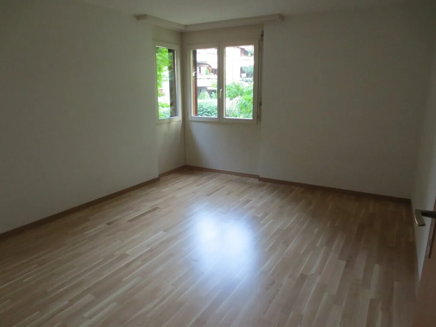 Modernes 3.5-Zimmer-Apartment - Foto 3 von 6