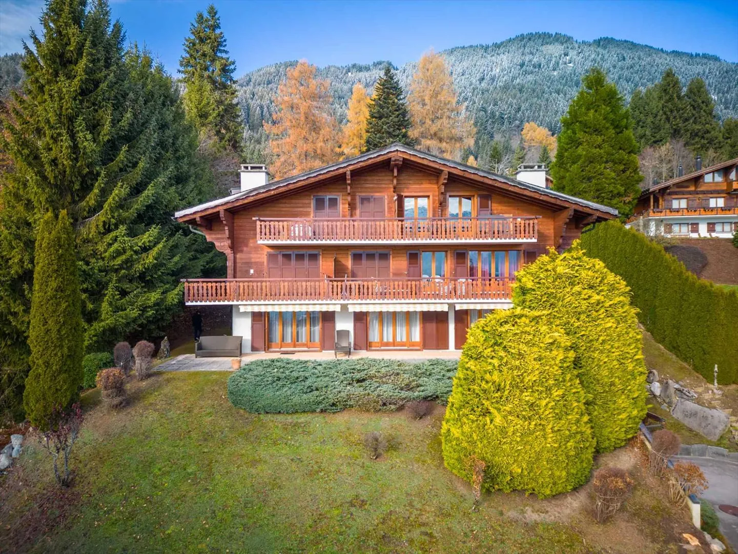 «Grosszügige 6.5-Zimmer-Wohnung mit grosser Terrasse» - Foto 1 von 13