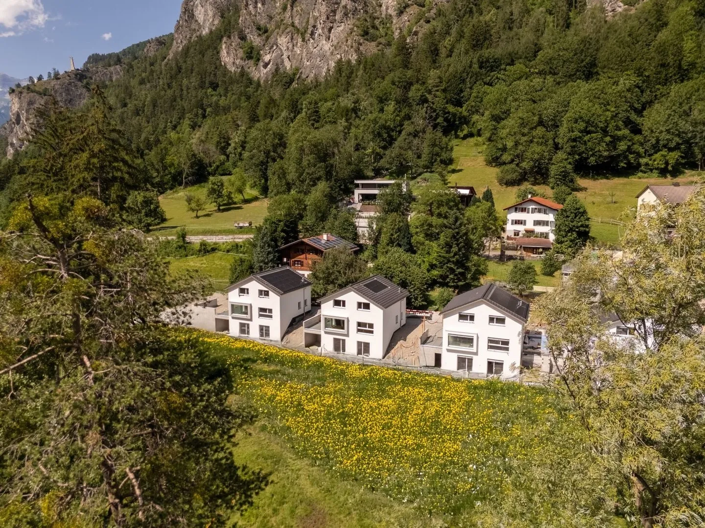 Nuova casa unifamiliare di 4,5 locali con grande terrazza e studio aggiuntivo a Rothenbrunnen - Foto 11 di 12