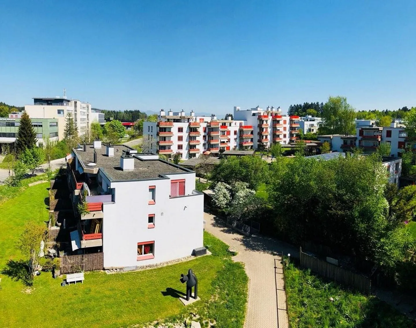 sonnige Wohnlage in kinderfreundlicher Umgebung - Foto 10 von 11