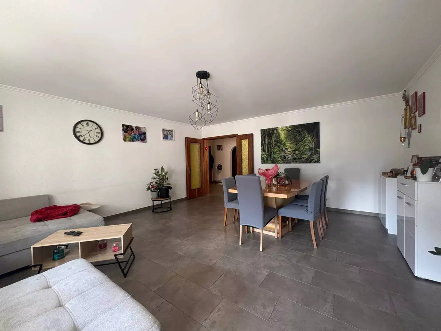 Renovierte Wohnung mit Balkonen - Foto 2 von 11